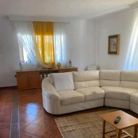 Villa Excellent Rural Near The Center *